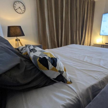 Paris Expo Suite Appartement & Parkings Dans Un Hotel 4 Etoiles, Porte De Versailles - Check In Autonome 24-7 إسّي لي مولينو المظهر الخارجي الصورة