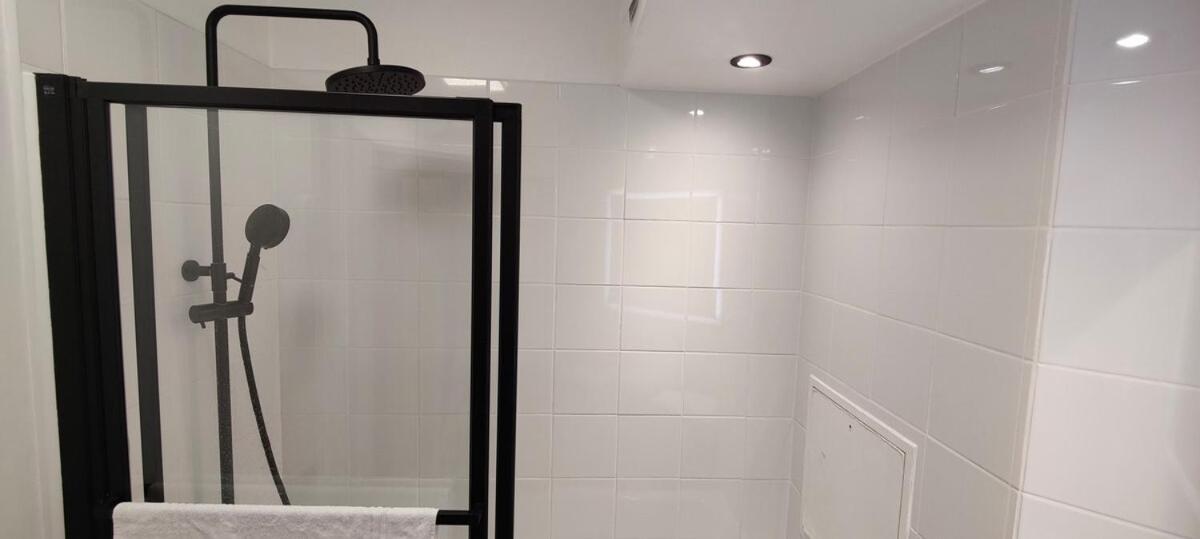 Paris Expo Suite Appartement & Parkings Dans Un Hotel 4 Etoiles, Porte De Versailles - Check In Autonome 24-7 إسّي لي مولينو المظهر الخارجي الصورة